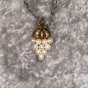 Pearly Grapes Pendant
